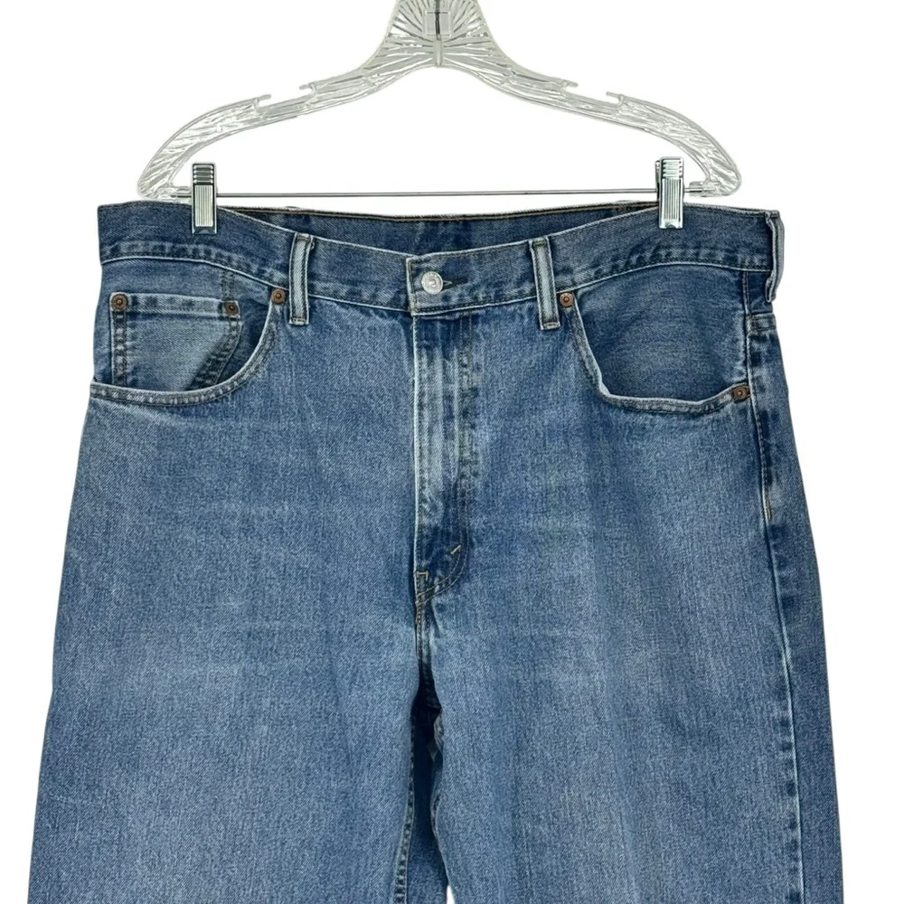 Men’s Levi’s Size 38 x 30 Blue 100% Cotton 550 Jeans